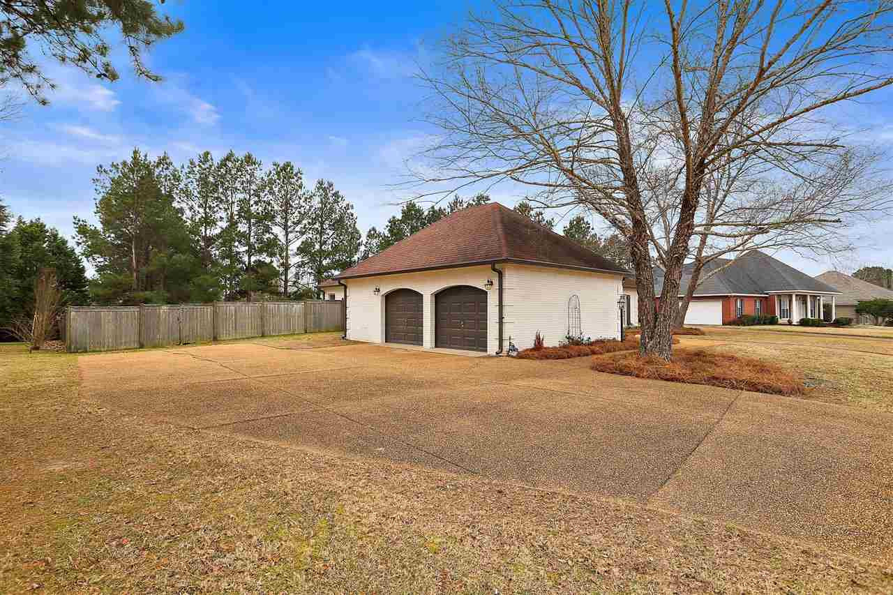 206 Park Ridge Drive Brandon, MS 39042 - Photo 4 of 35 Photo 4