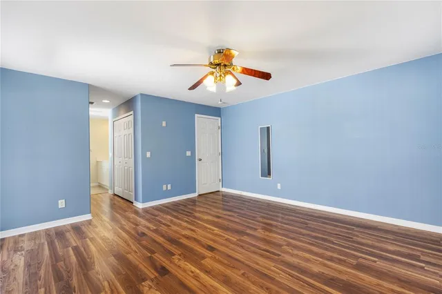 $2,900 | 3763 St Charles Circle, Sarasota, FL 34233