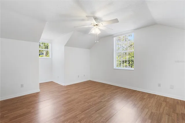 $2,900 | 3763 St Charles Circle, Sarasota, FL 34233