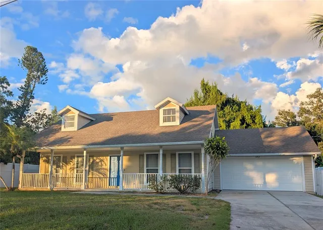 $2,900 | 3763 St Charles Circle, Sarasota, FL 34233