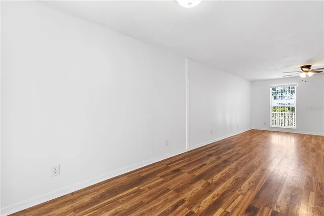 $2,900 | 3763 St Charles Circle, Sarasota, FL 34233