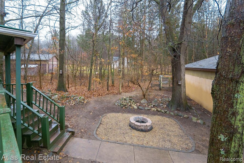 2796 Miller Road Metamora, MI 48455 - Photo 10 of 58