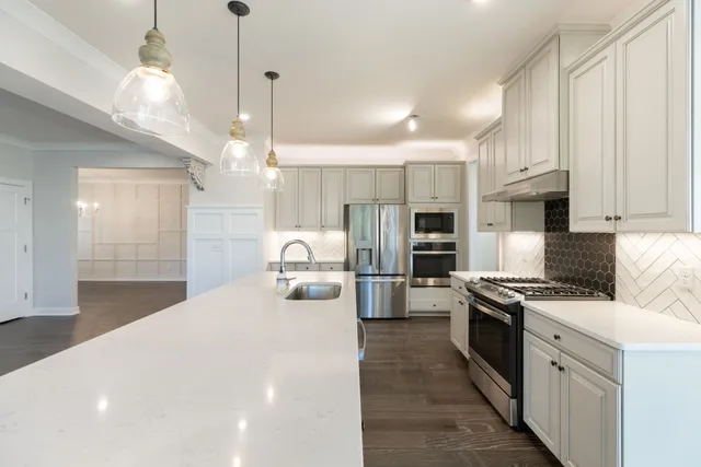 a close view of a bathtub in a bathroom