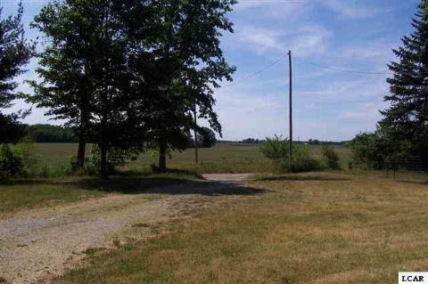 13511 Seeley Road Waldron, MI 49288 - Photo 16 of 25 20094752-15.JPG