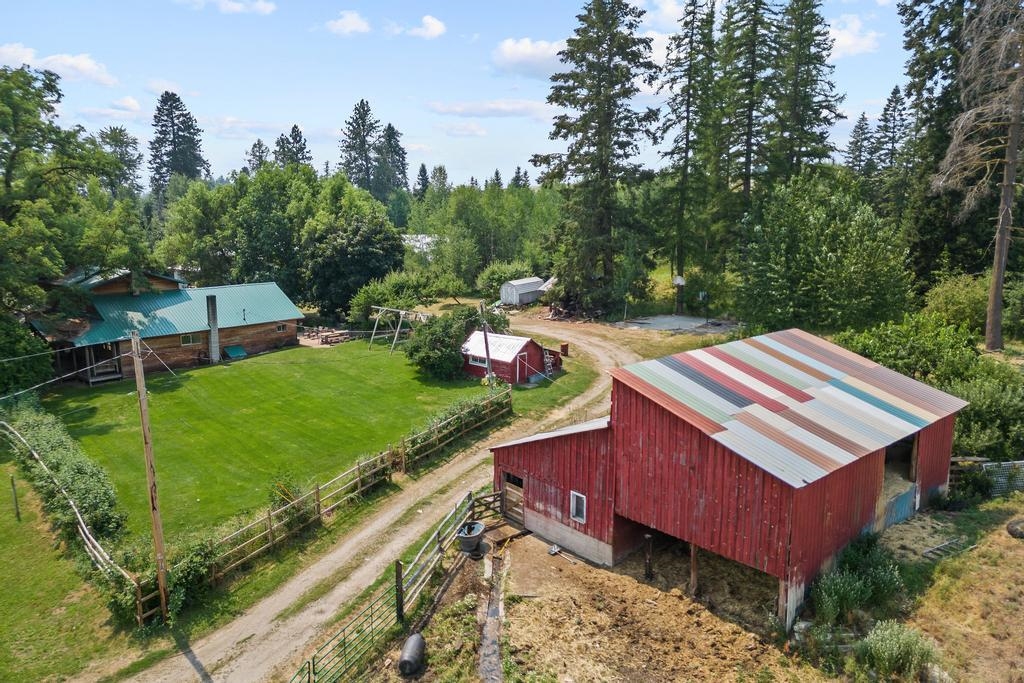 2521 Allen Road Elk, WA 99009 - Photo 5 of 50