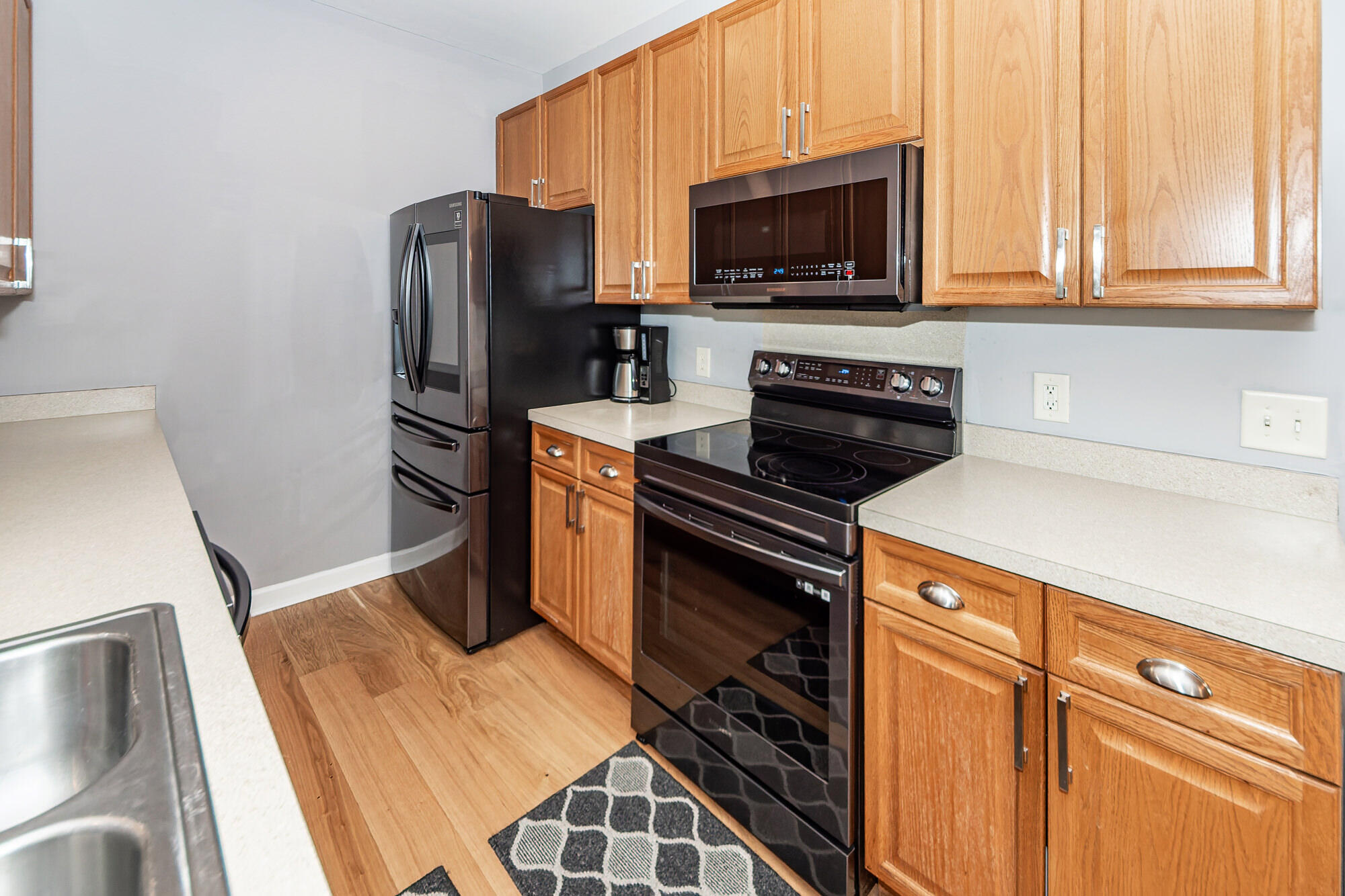 132 Golfview Lane Summerville, SC 29485 - Photo 17 of 39 17