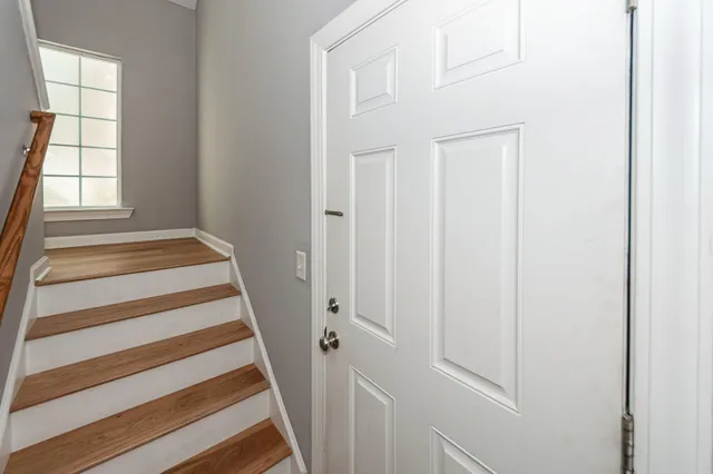 $300,000 | 132 Golfview Lane, Summerville, SC 29485