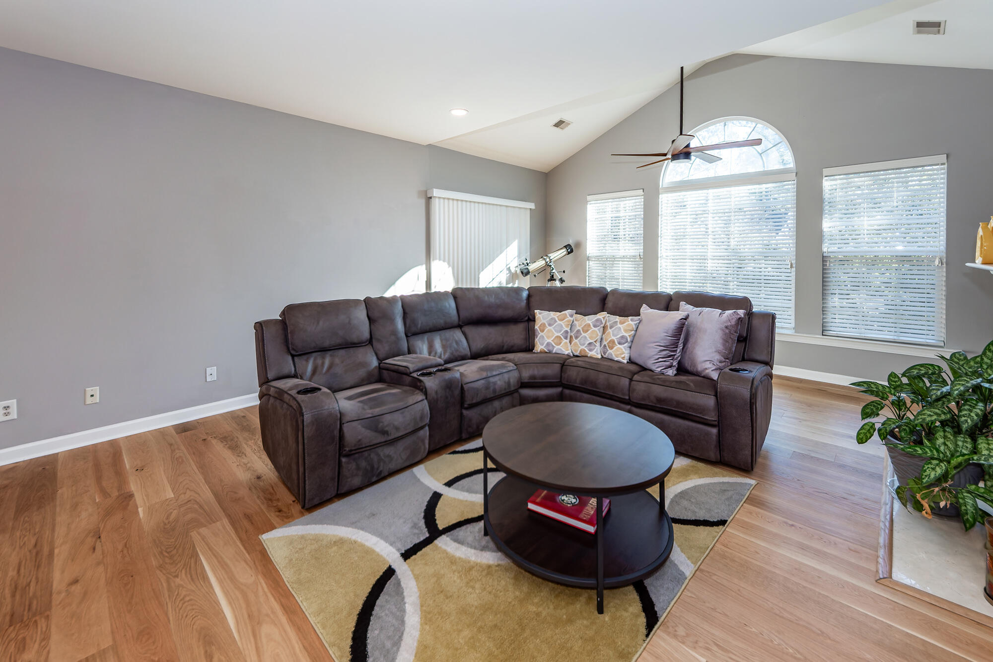 132 Golfview Lane Summerville, SC 29485 - Photo 6 of 39 06