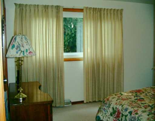 8484 Edwood Road Pittsburgh, PA 15237 - Photo 3 of 8 Master Bedroom.
