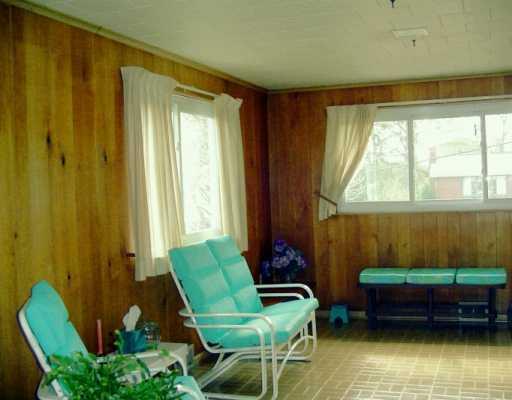 8484 Edwood Road Pittsburgh, PA 15237 - Photo 5 of 8 Den/Family/Great Room.