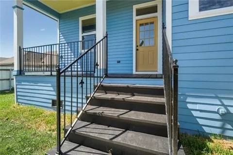 $250,000 | 13257 St Helena Place, New Orleans, LA 70129