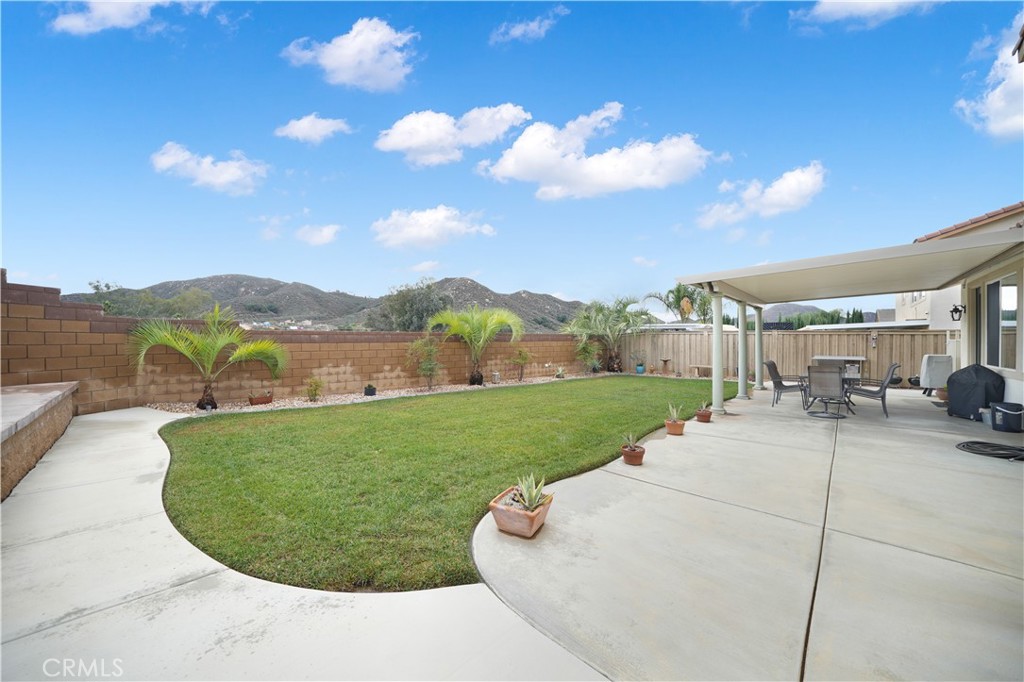 34063 Corktree Road Lake Elsinore, CA 92532 - Photo 26 of 27