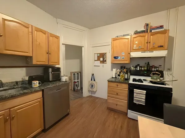 $6,250 | 34 Cherokee Street, Unit 3, Boston, MA 02120