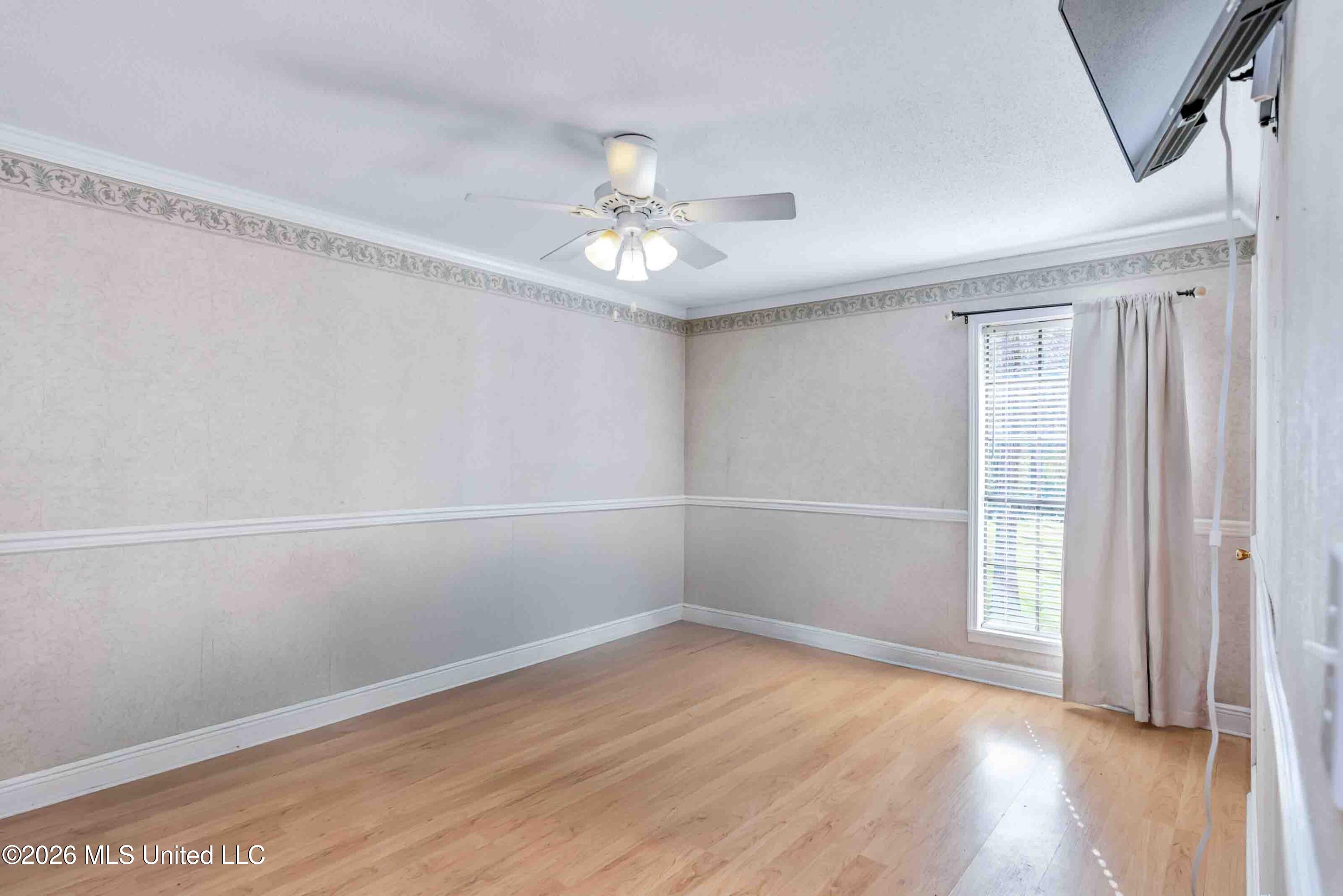 1297 Augusta Road Ellisville, MS 39437 - Photo 19 of 29 Primary Bedroom