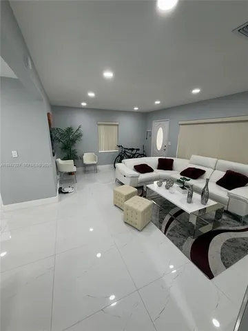 $665,000 | 380 West 41st Street, Hialeah, FL 33012