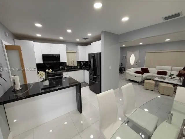 $665,000 | 380 West 41st Street, Hialeah, FL 33012