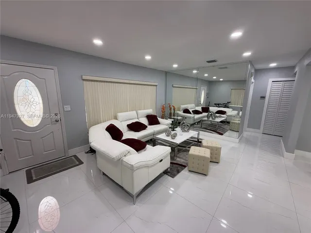 $665,000 | 380 West 41st Street, Hialeah, FL 33012