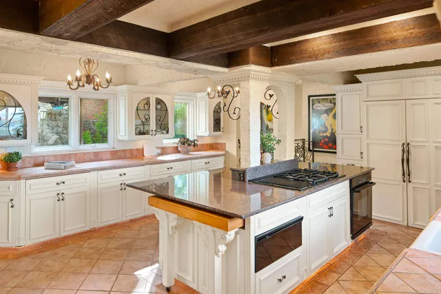 $2,150,000 | 1520 South Rockwood Boulevard, Spokane, WA 99203