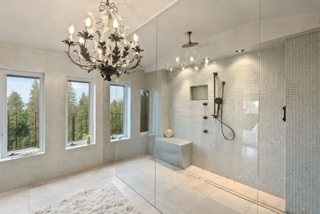 $2,150,000 | 1520 South Rockwood Boulevard, Spokane, WA 99203