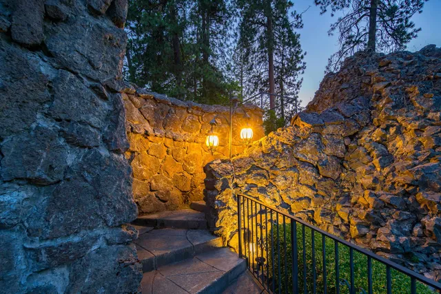 $2,150,000 | 1520 South Rockwood Boulevard, Spokane, WA 99203