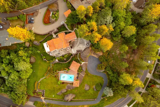 $2,150,000 | 1520 South Rockwood Boulevard, Spokane, WA 99203