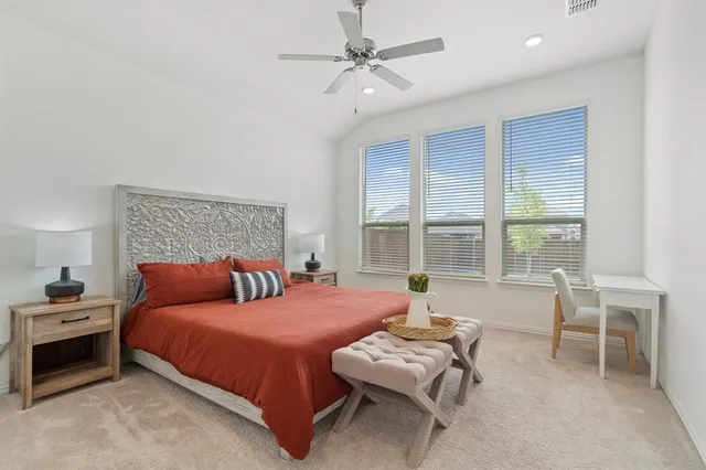 $399,999 | 1152 Canuela Way, Justin, TX 76247