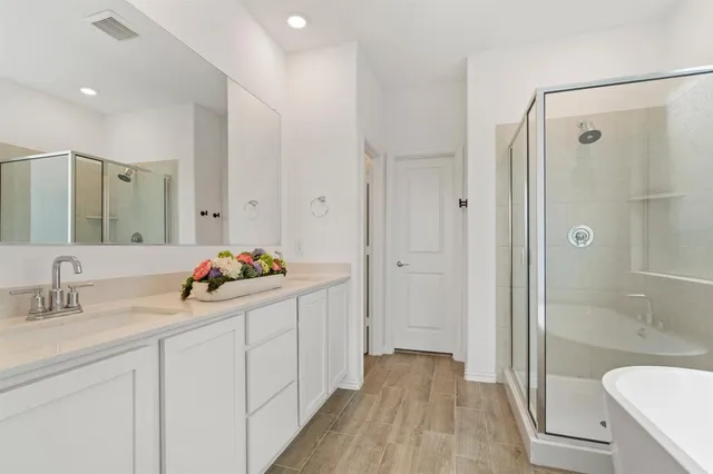 $399,999 | 1152 Canuela Way, Justin, TX 76247