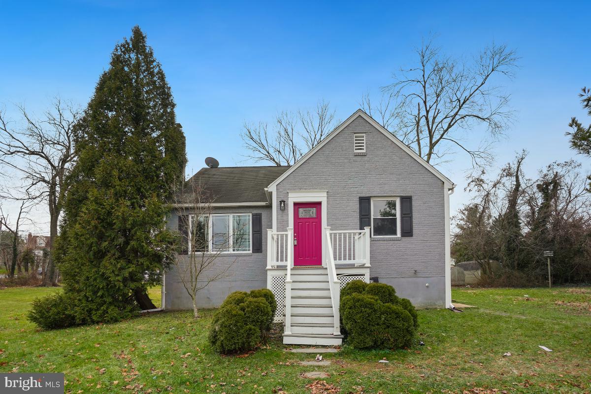 705 Woodsdale Road Catonsville, MD 21228 - Photo 1 of 45 705 Woodsdale Road
