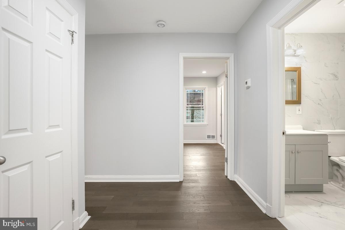 705 Woodsdale Road Catonsville, MD 21228 - Photo 16 of 45 Interior General