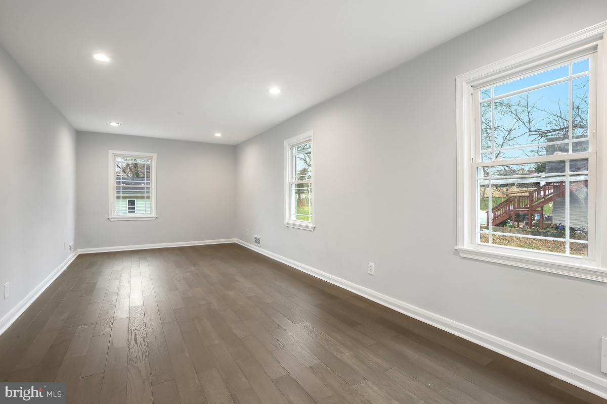 705 Woodsdale Road Catonsville, MD 21228 - Photo 17 of 45 Bedroom #1