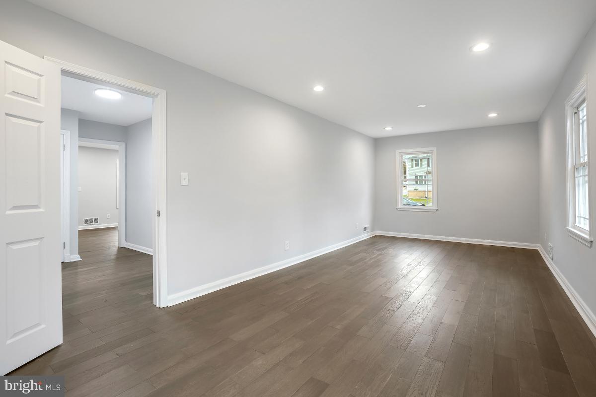 705 Woodsdale Road Catonsville, MD 21228 - Photo 18 of 45 Bedroom #1