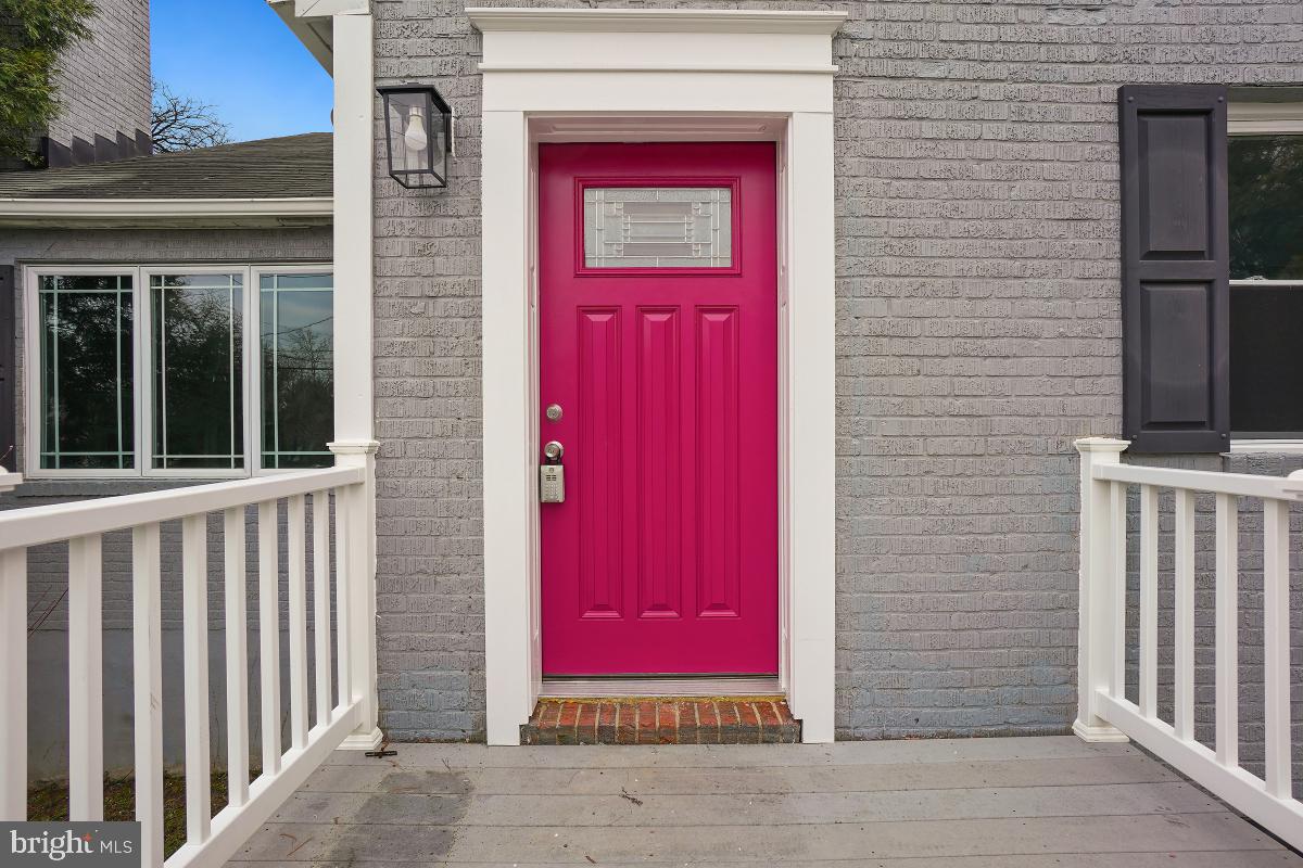 705 Woodsdale Road Catonsville, MD 21228 - Photo 2 of 45 Front Door