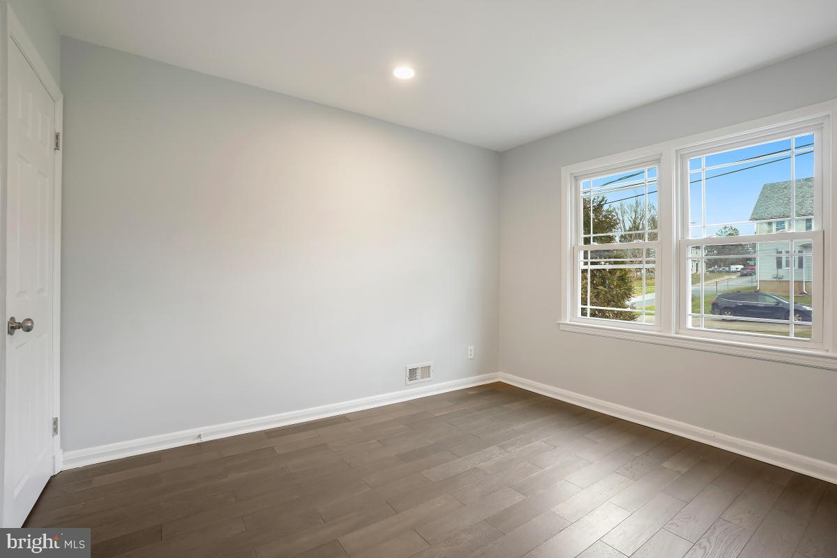 705 Woodsdale Road Catonsville, MD 21228 - Photo 22 of 45 Bedroom #2