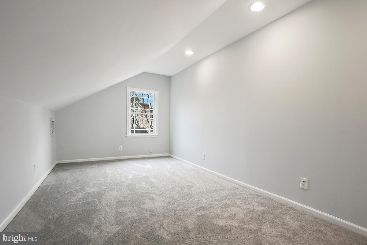 705 Woodsdale Road Catonsville, MD 21228 - Photo 29 of 45 Bedroom #3