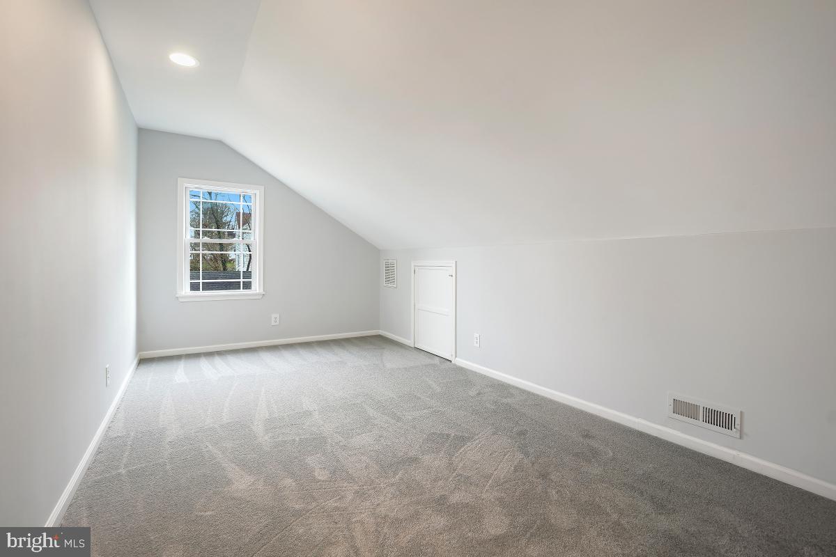 705 Woodsdale Road Catonsville, MD 21228 - Photo 33 of 45 Bedroom #4