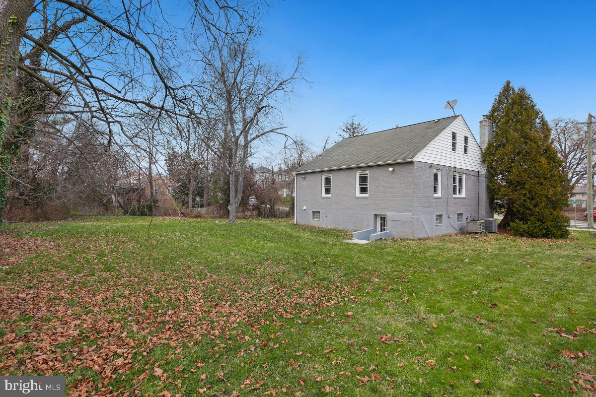 705 Woodsdale Road Catonsville, MD 21228 - Photo 43 of 45 Exterior Rear