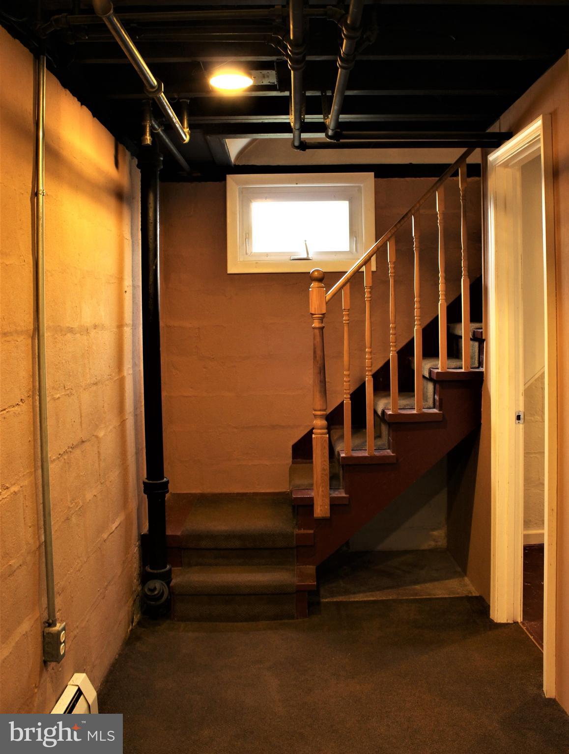5555 Ashbourne Road Baltimore, MD 21227 - Photo 18 of 29 Basement Hall