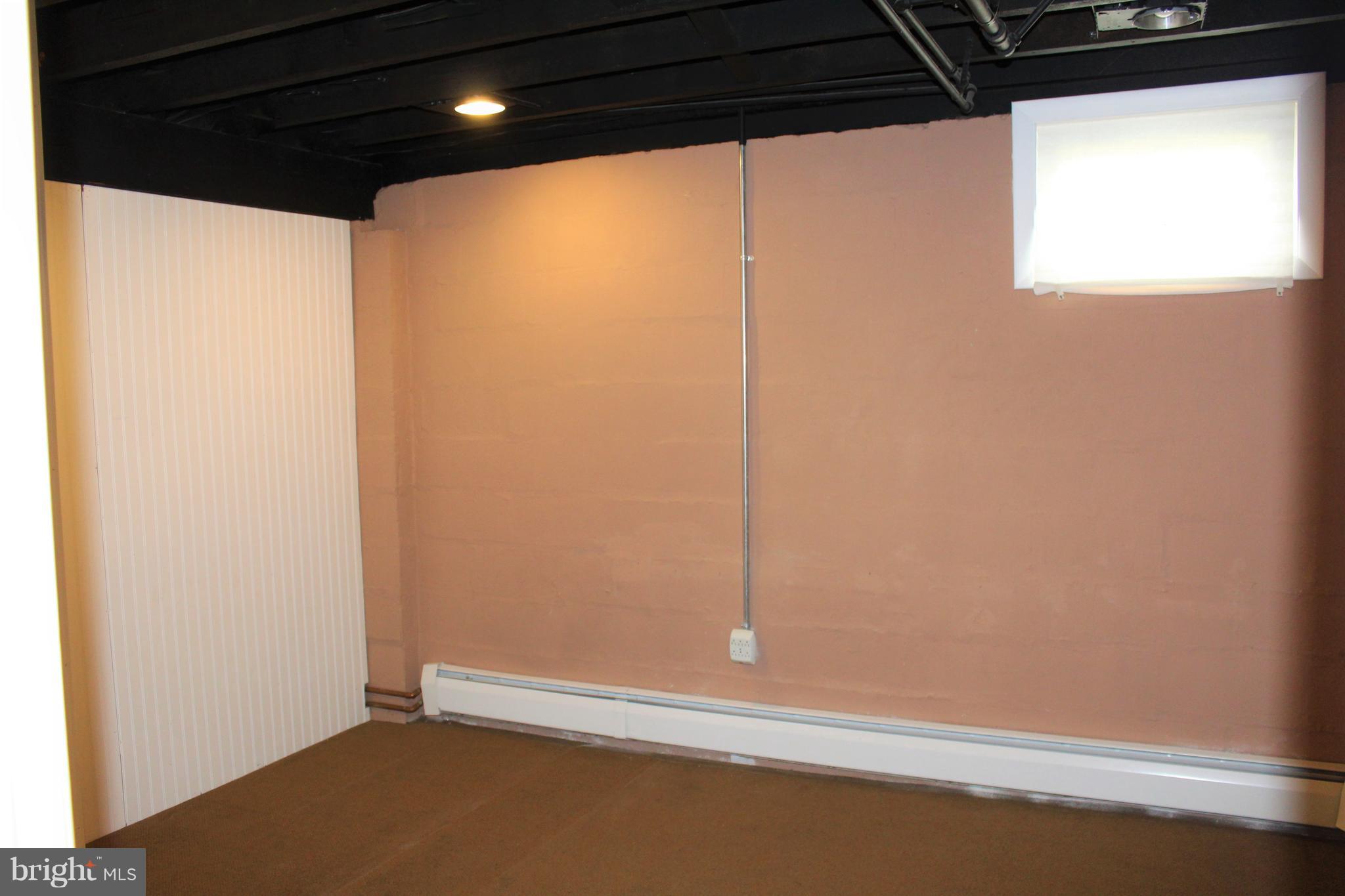 5555 Ashbourne Road Baltimore, MD 21227 - Photo 21 of 29 Bedroom 4