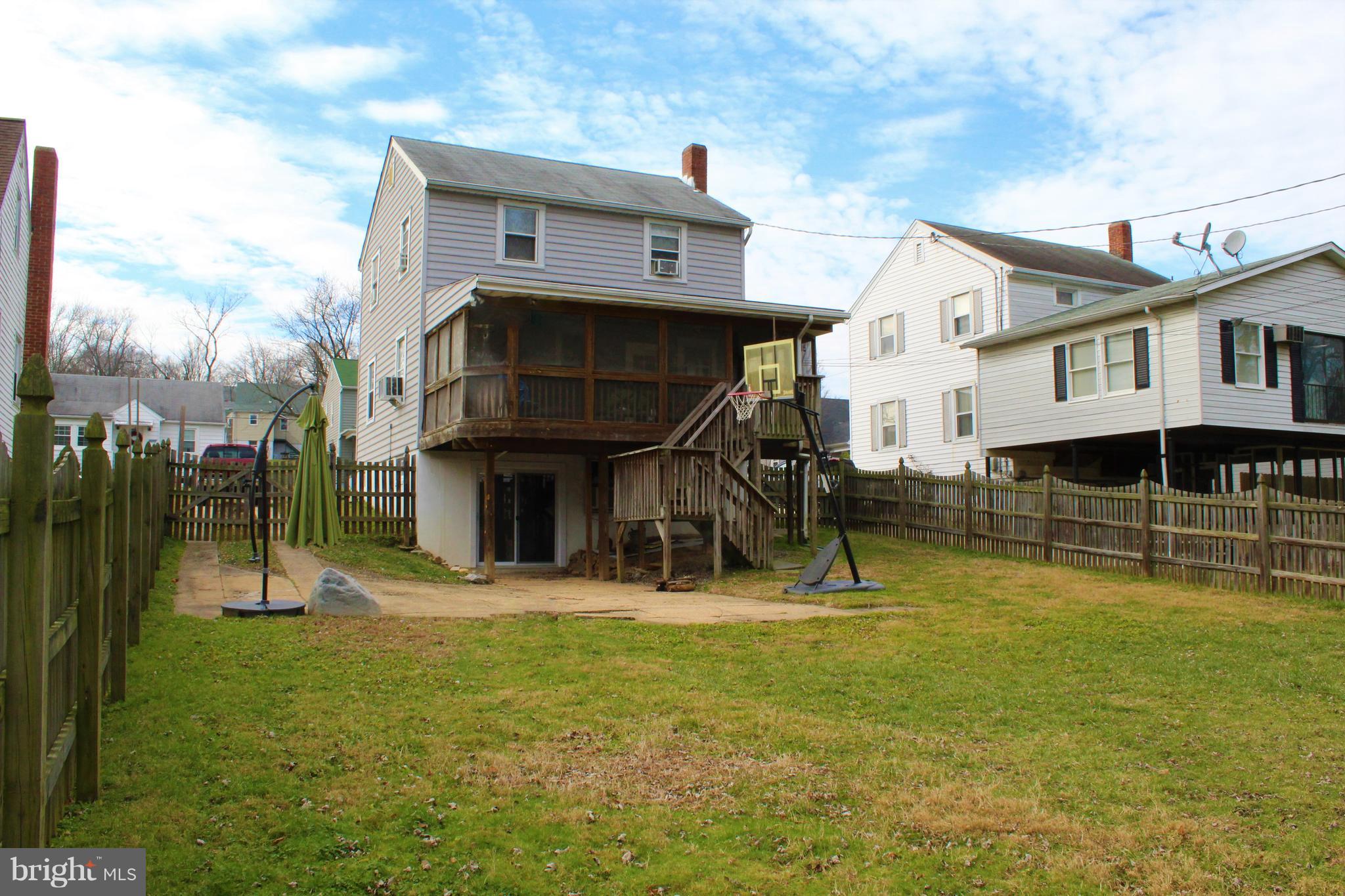 5555 Ashbourne Road Baltimore, MD 21227 - Photo 26 of 29 Rear