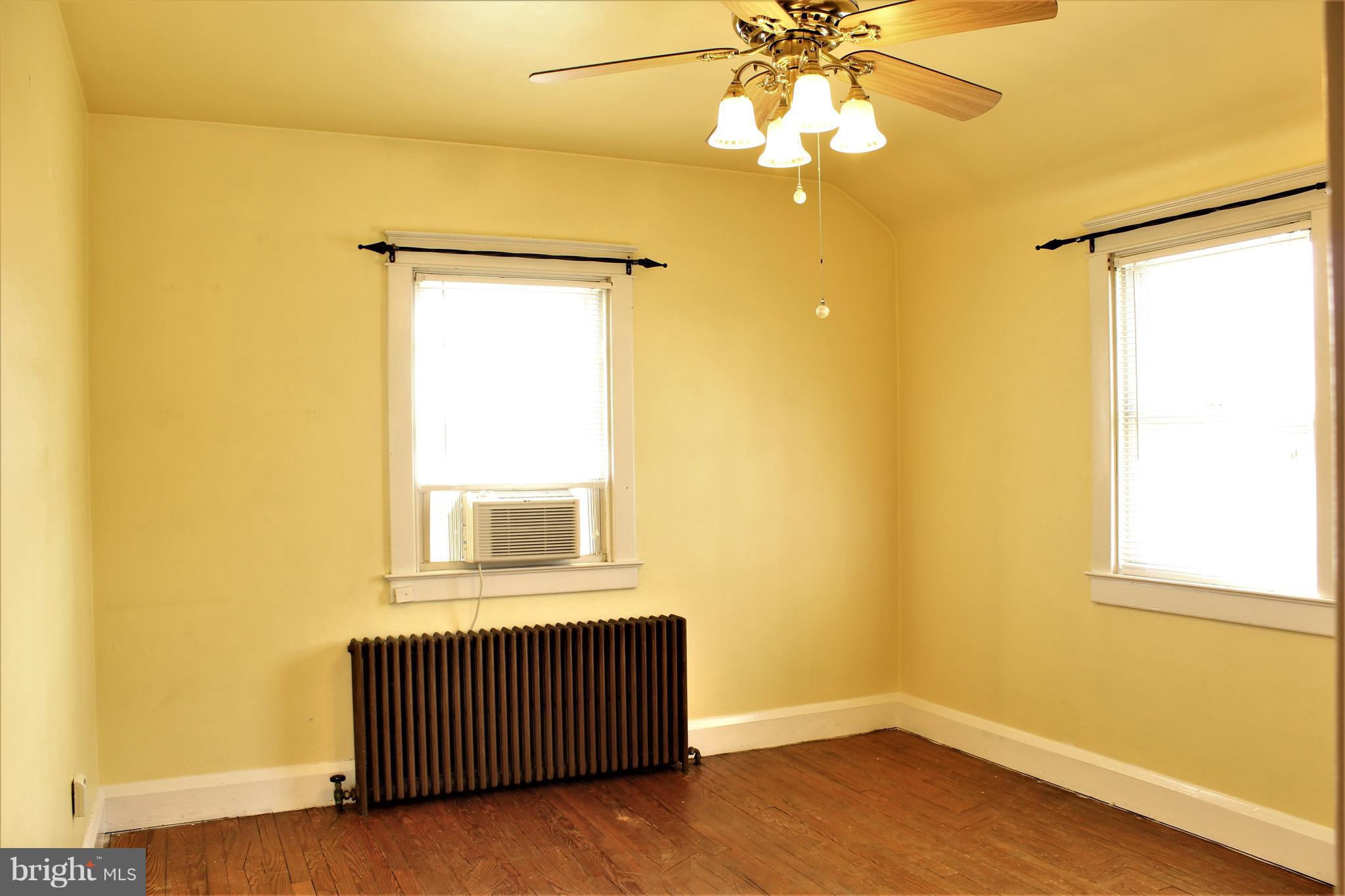 5555 Ashbourne Road Baltimore, MD 21227 - Photo 10 of 29 Bedroom 1