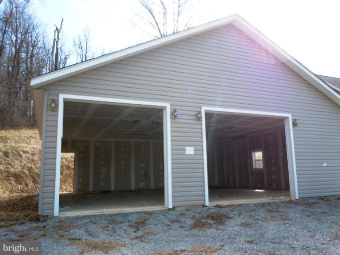 21722 Blue Ridge Mountain Road Paris, VA 20130 - Photo 2 of 6 Exterior (General)