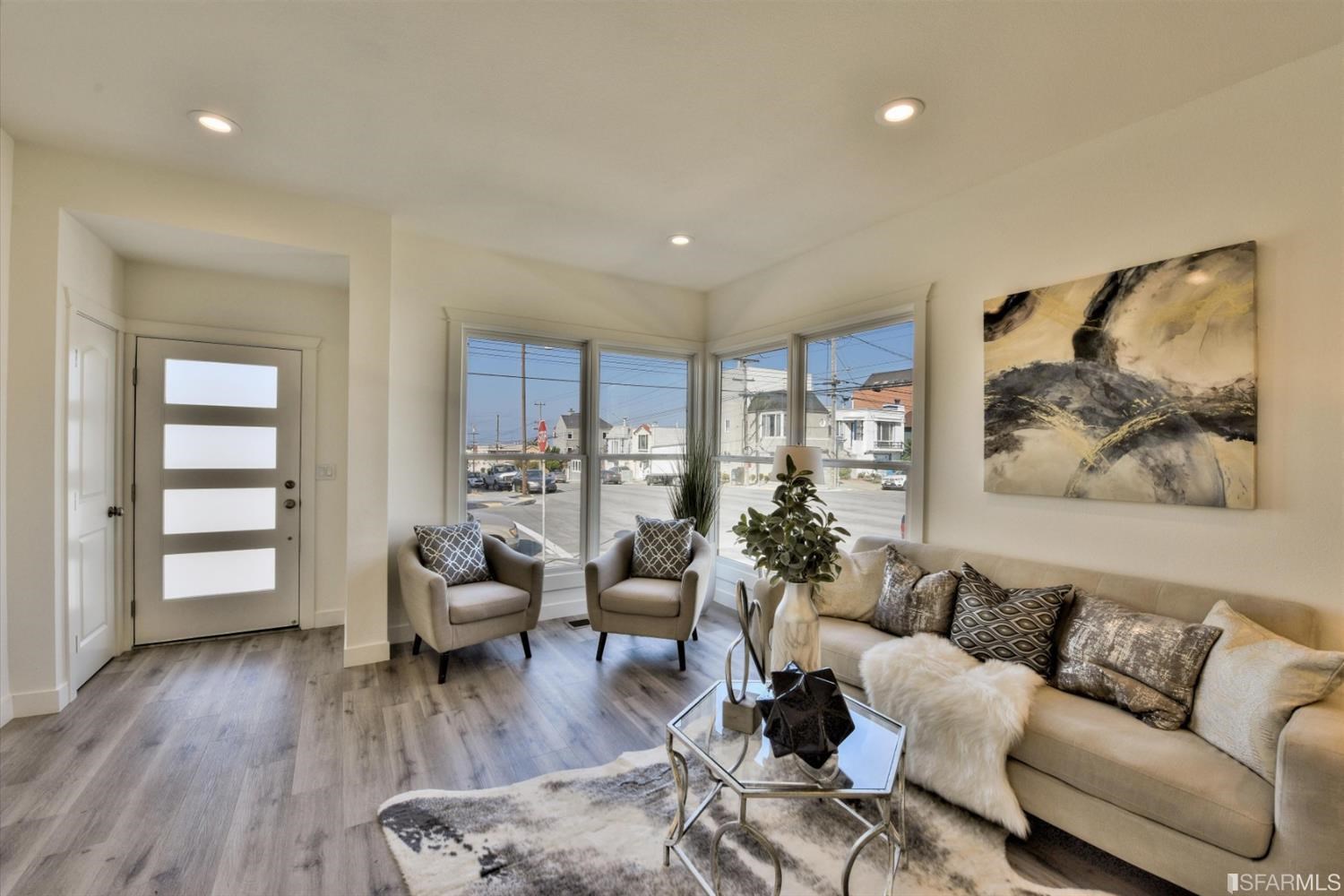 2200 45th Avenue San Francisco, CA 94116 - Photo 2 of 25