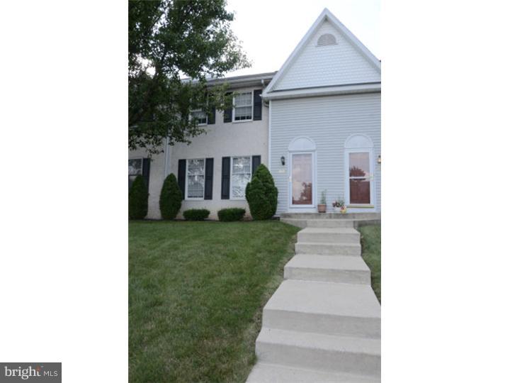 2804 Hampton Lane Reading, PA 19608 - Photo 2 of 19 Gallery Image 2