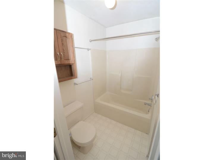 2804 Hampton Lane Reading, PA 19608 - Photo 19 of 19 Gallery Image 19