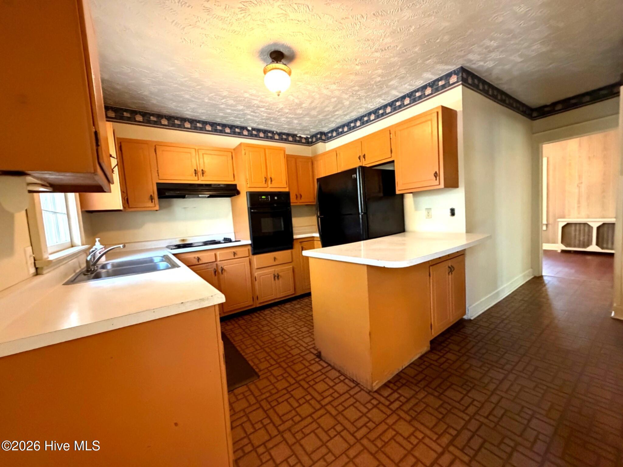 60 Fields Road Pinehurst, NC 28374 - Photo 13 of 15 Kitchen