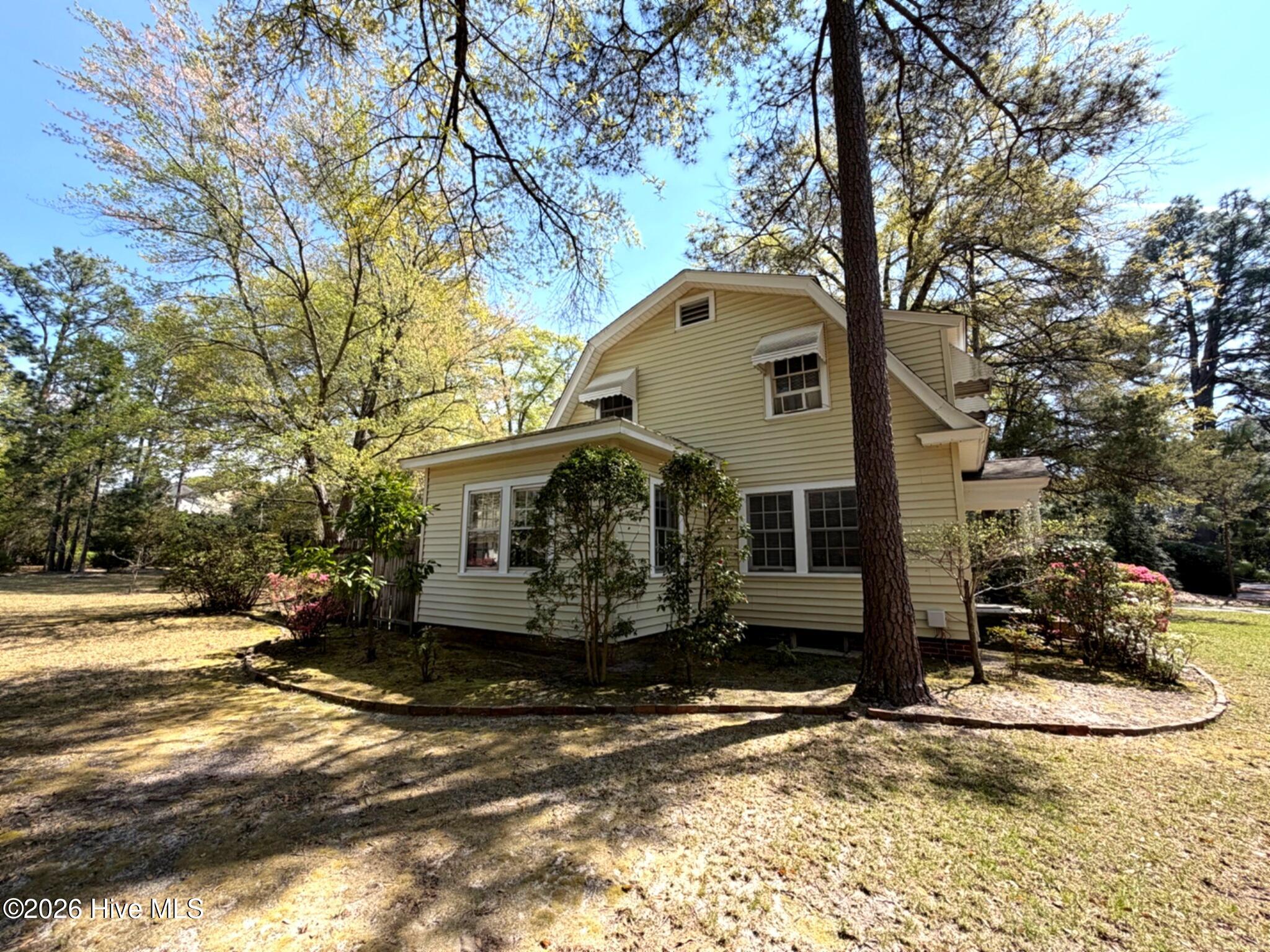 60 Fields Road Pinehurst, NC 28374 - Photo 5 of 15 Side of house