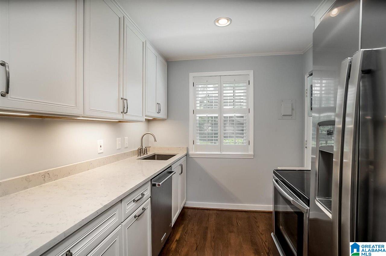 209 Fox Hall Road, Unit A Birmingham, AL 35213 - Photo 12 of 27