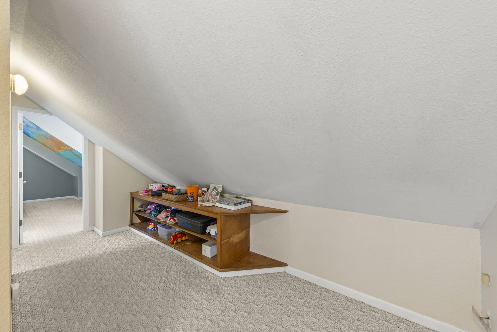 520 South Jefferson Street Lockport, IL 60441 - Photo 18 of 31 a view of room with toys