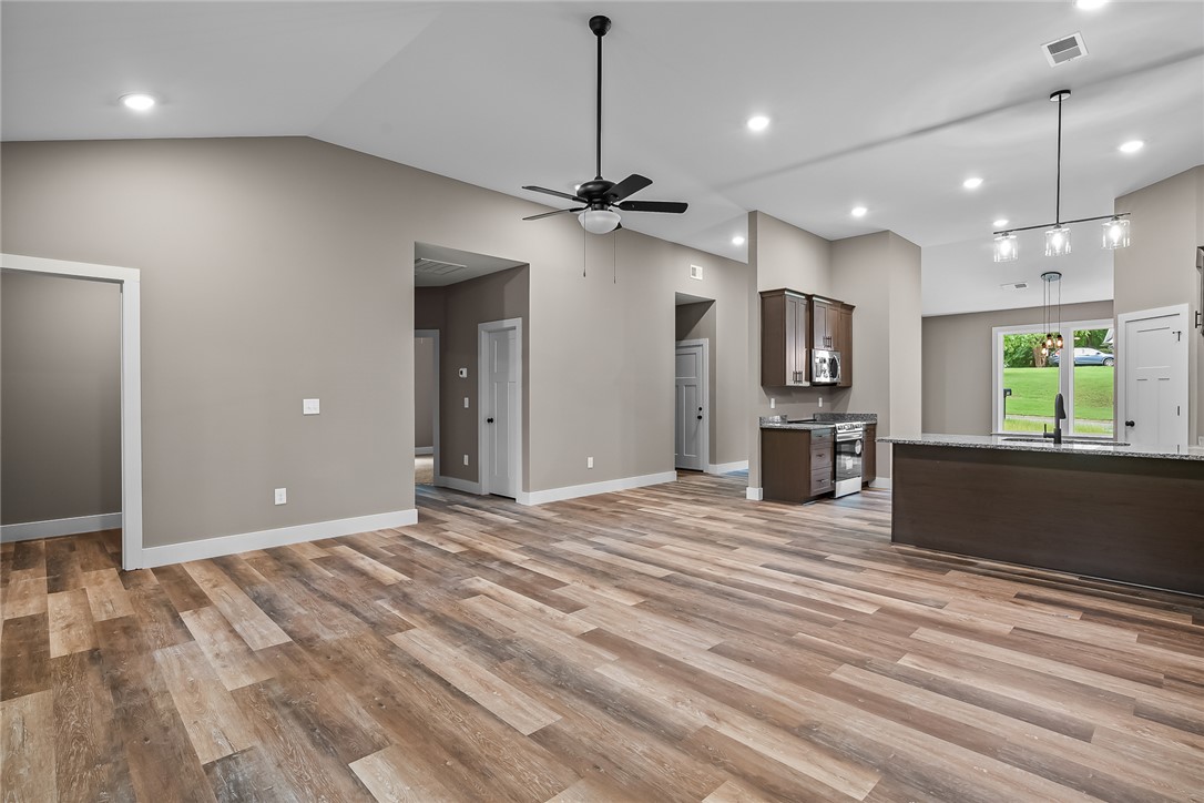 156 Grand Oak Circle Pendleton, SC 29670 - Photo 15 of 38