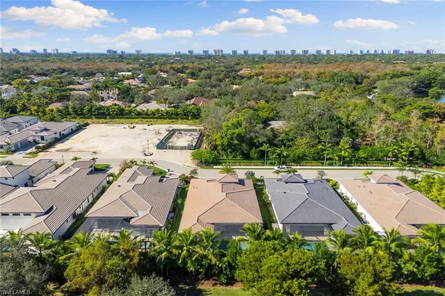 $3,599,000 | 2036 Cambridge Park Drive, Naples, FL 34109